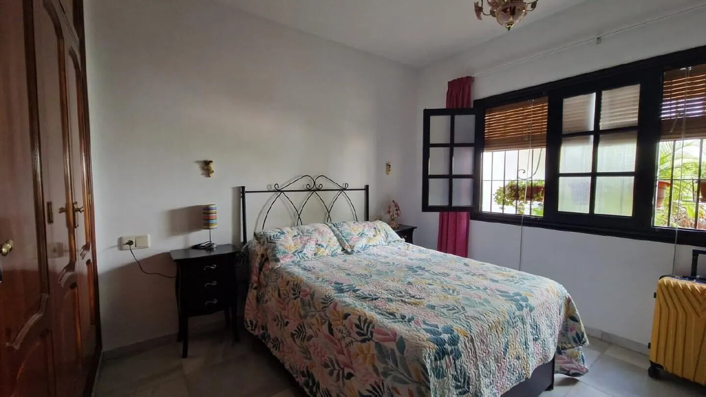 Gerenoveerde benedenwoning met garage in Puebla Lucía, centrum Fuengirola – 15/16