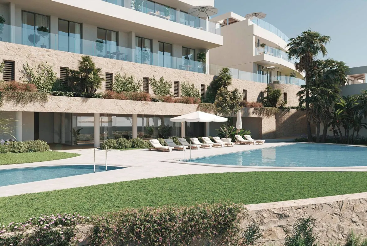 Nieuwbouw schakelwoning met drie slaapkamers en zeezicht in Fuengirola – 8/16