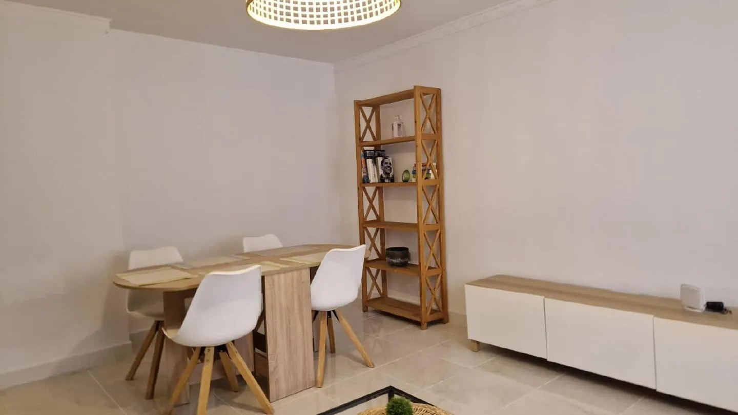 Gerenoveerde benedenwoning met toeristische licentie in Las Lagunas de Mijas – 8/16
