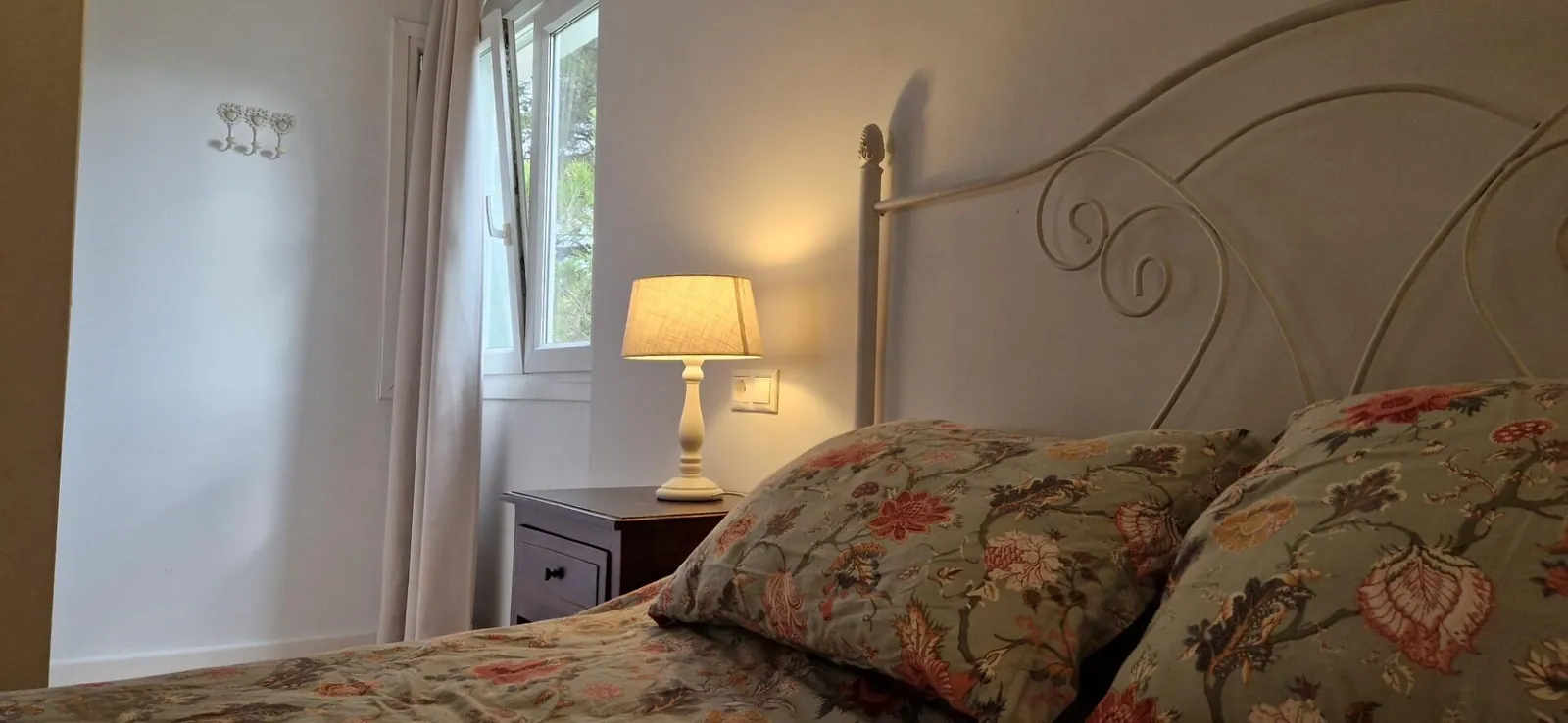 Appartement met zeezicht en toeristische licentie in El Juncal, Mijas Costa – 9/16